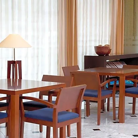 Hotel Nh Ciutat De 4*
