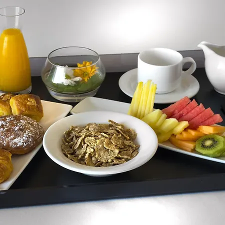 Nh Ciutat De Hotel 4*
