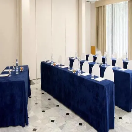 Otel Nh Ciutat De Reus