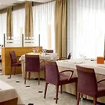 Hotel Nh Ciutat De 4*