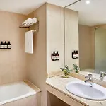 Nh Ciutat De Hotel 4*