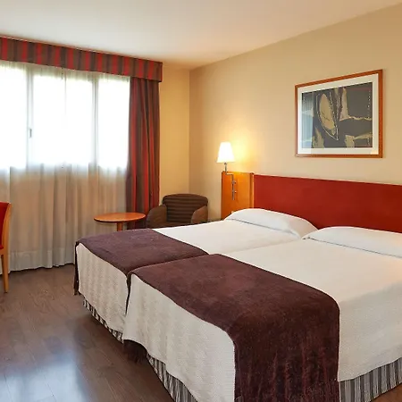 Hotel Nh Ciutat De 4*