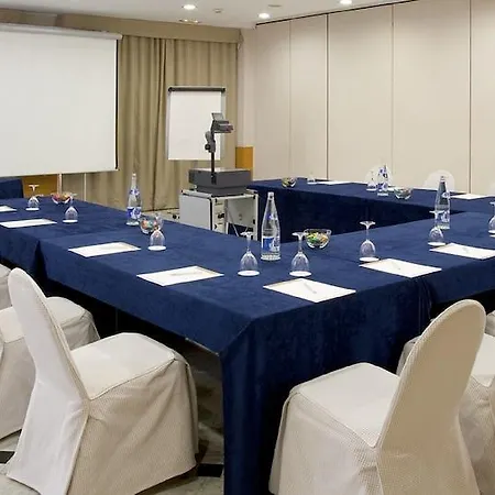 Nh Ciutat De Hotel 4*
