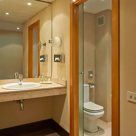 Hotel Nh Ciutat De 4*