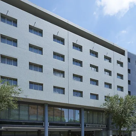 Nh Ciutat De Hotel 4*