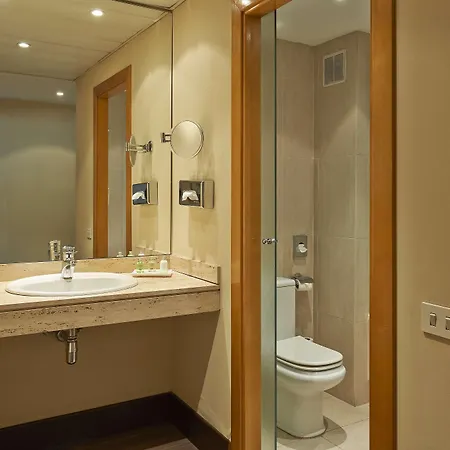 Nh Ciutat De Hotel