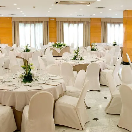Nh Ciutat De Hotel