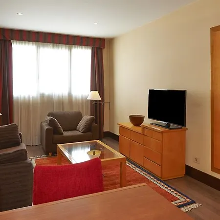 Nh Ciutat De Hotel Reus