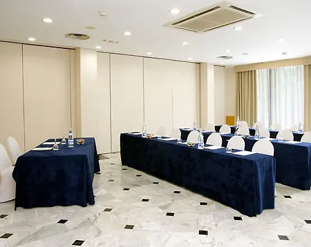 Nh Ciutat De Hotel 4*