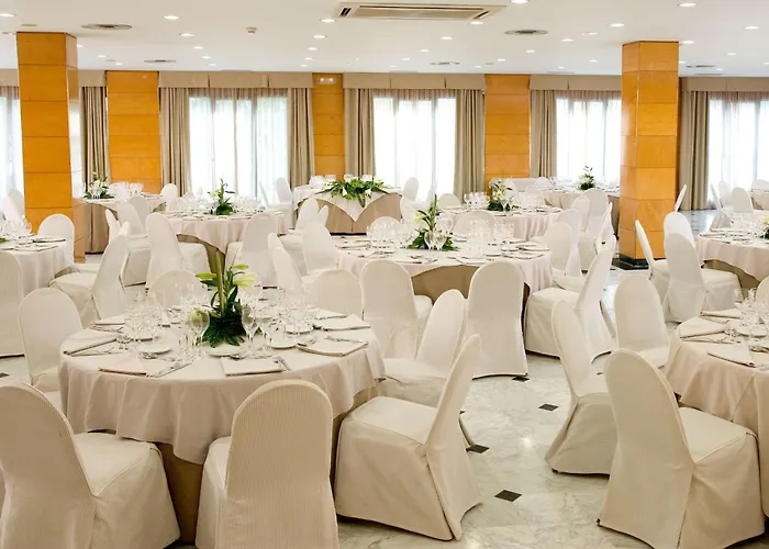 Nh Ciutat De Hotel
