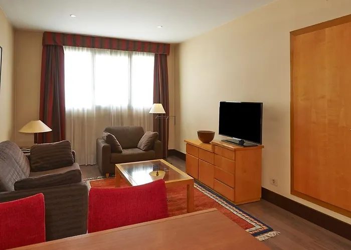 Nh Ciutat De Hotel Reus