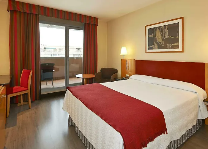 Hotel Nh Ciutat De 4*